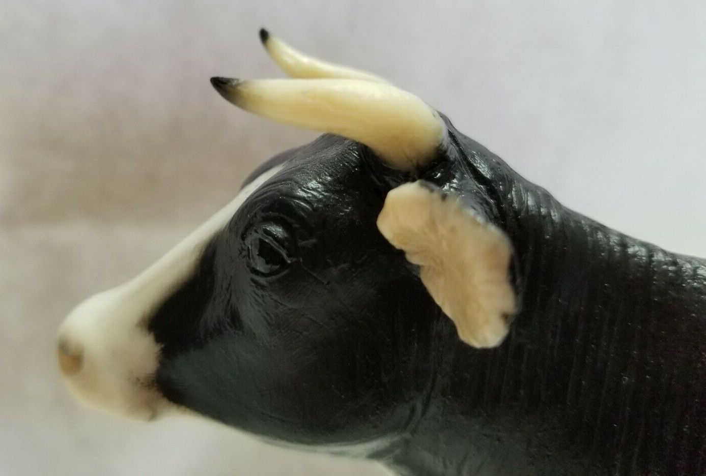 Holstein Cow Mixed Horn Variation BreyerHorseRef holstein-cow-mixed-horn-variation-breyerhorseref